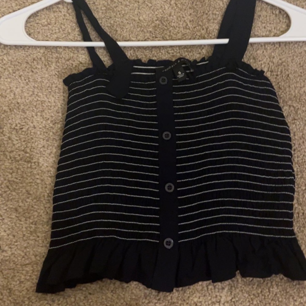 Kendall&Kylie black striped crop top